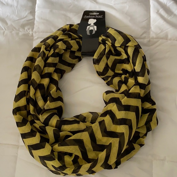 Other - Black and gold striped infinity scarf